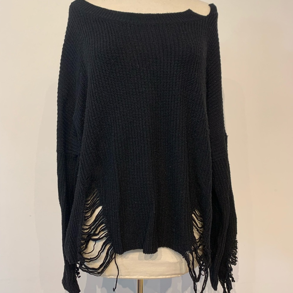 UNIF Oversized Shredded Crewneck Sweater